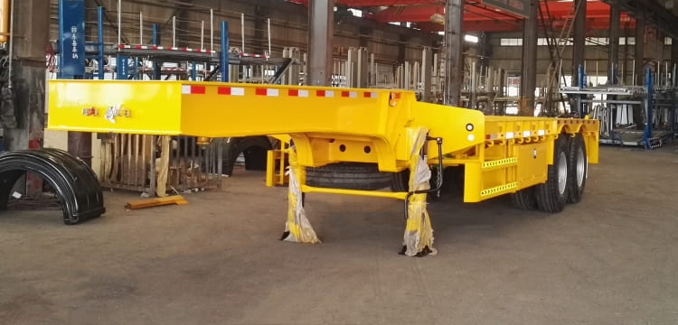 CIMC 2 Axle 50t Lowbed Trailer Truck for Sale in Ghana