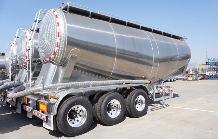 CIMC 3 Axle 35m3 Dry Bulk Cement Tanker Trailer for Sale in Jamaica 