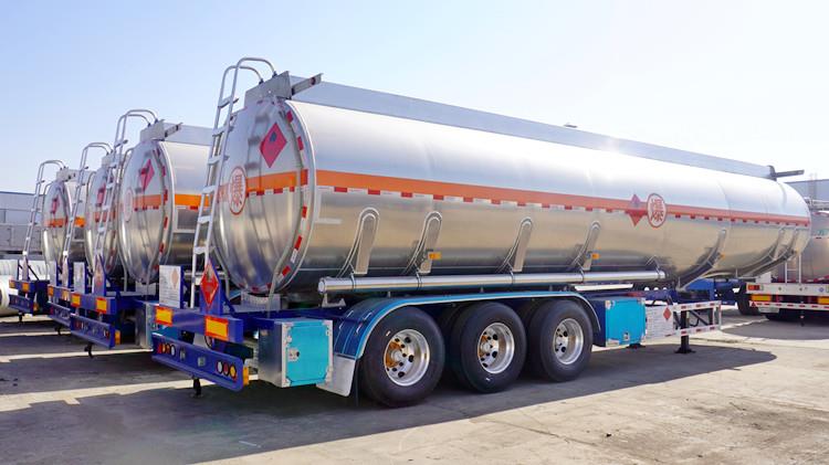 CIMC Aluminum Tanker Trailer for Sale in Costa Rica