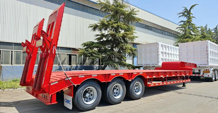 CIMC 3 Axle Semi Lowbed Trailer for Sale in Madagascar