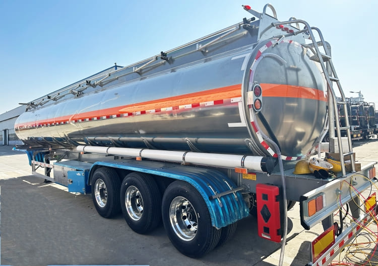 50000 Litres Diesel Fuel Tanker Trailer for Sale in Congo | CIMC Tank