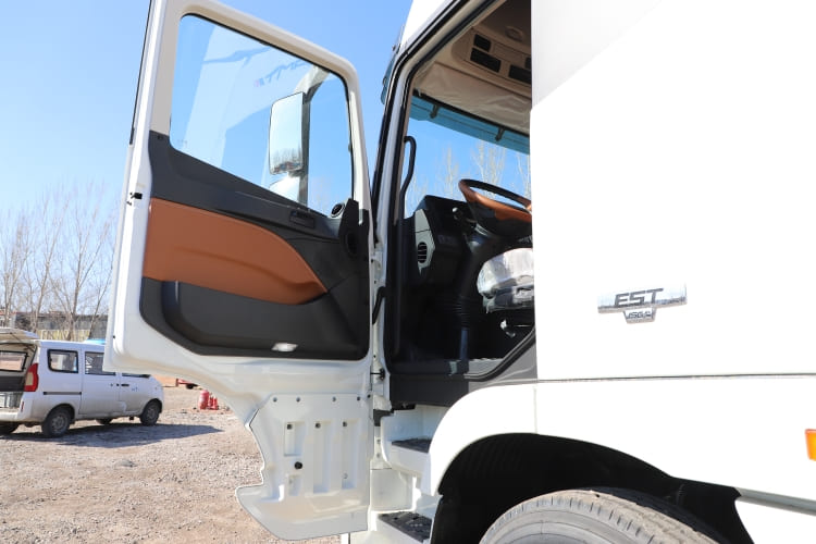Foton Auman EST Tractor Head for Sale | Foton EST Tractor Head | Foton 6x4