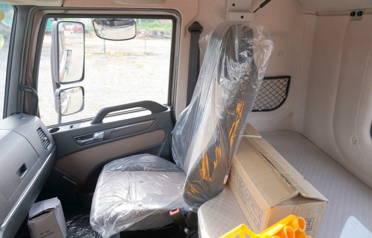 Faw Jiefang JH5 Tractor Head 6×4 Truck for Sale