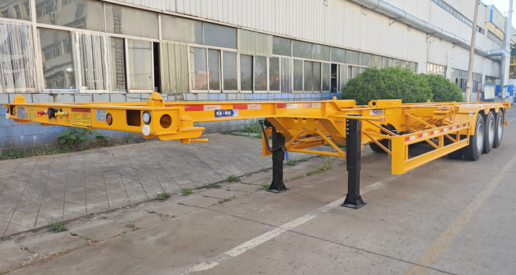 Tri Axle Skeletal Trailer for Sale in Congo